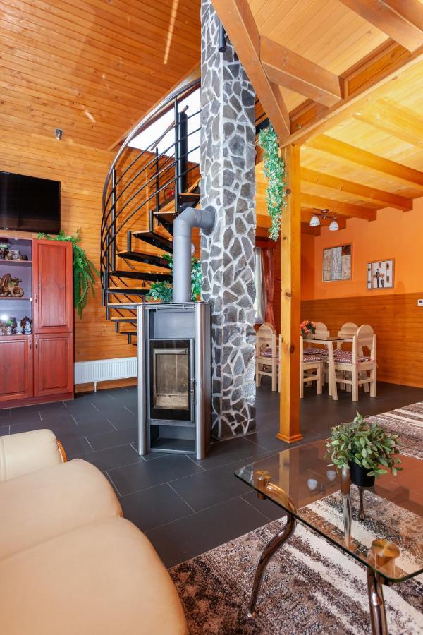 Winter & Summer - Chalets Zdiar Exterior photo